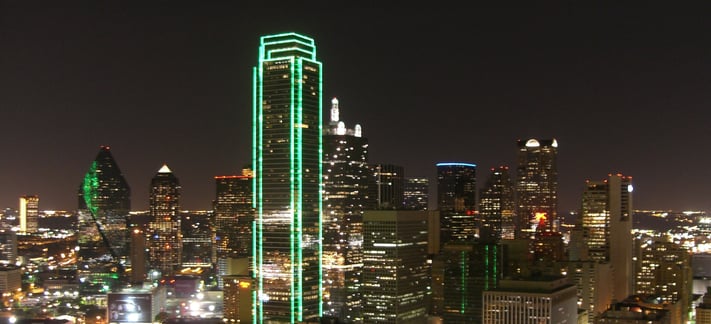 Dallas_Texas_Skyline_bei_Nacht2.jpg